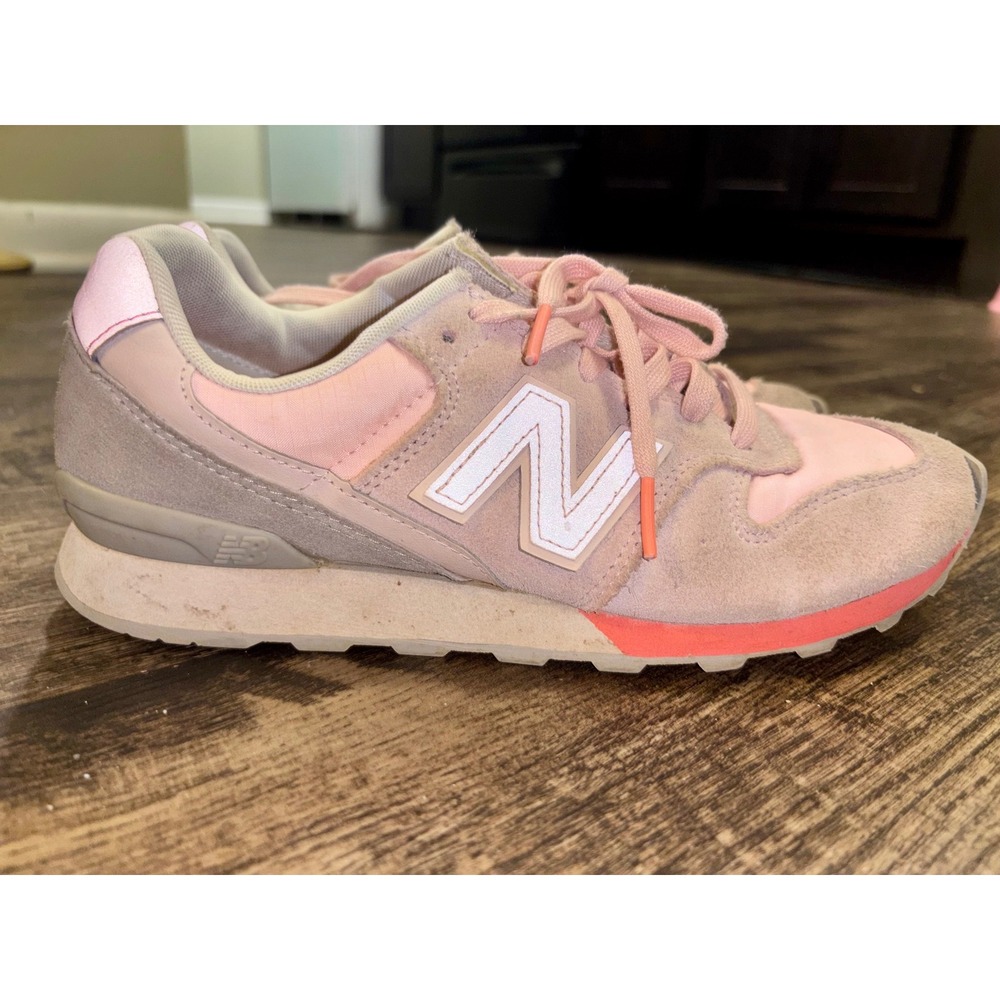 New Balance 696 Womens Pink Rose Suede Low Top Lifestyle Sneakers WL696NTC